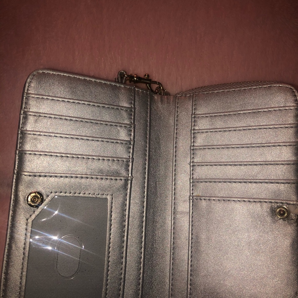 Wallet - Picture 3 of 3